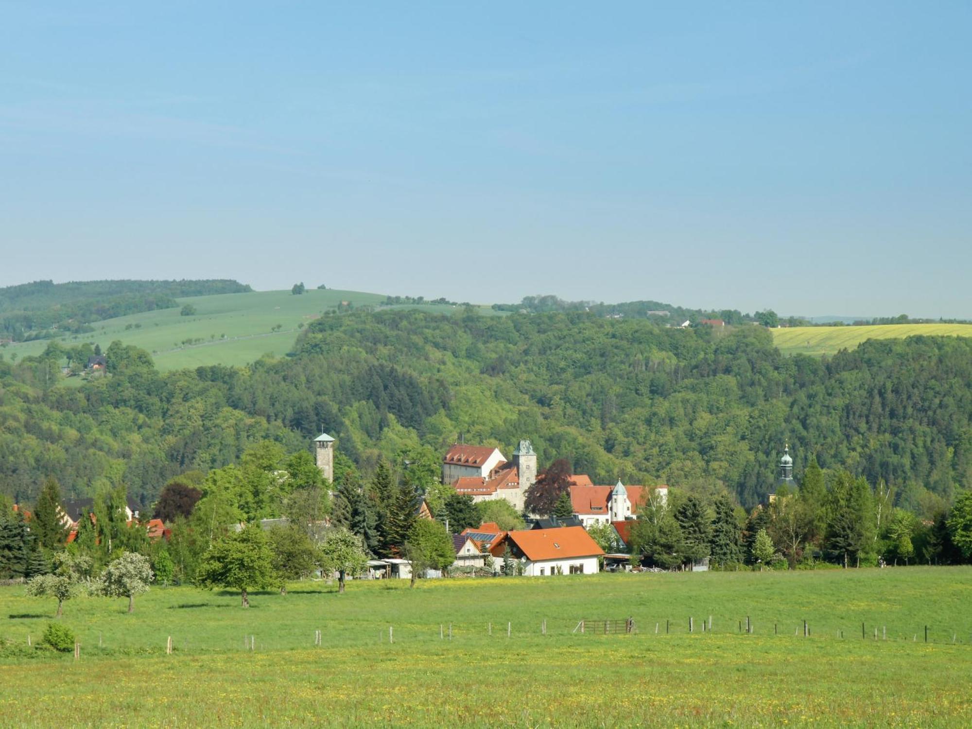 Charming Holiday Home In Hohnstein Ot Lohsdorf Exterior foto